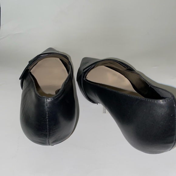 Nine West Black Pointed Toe Leather Heels - Picture 4 of 11